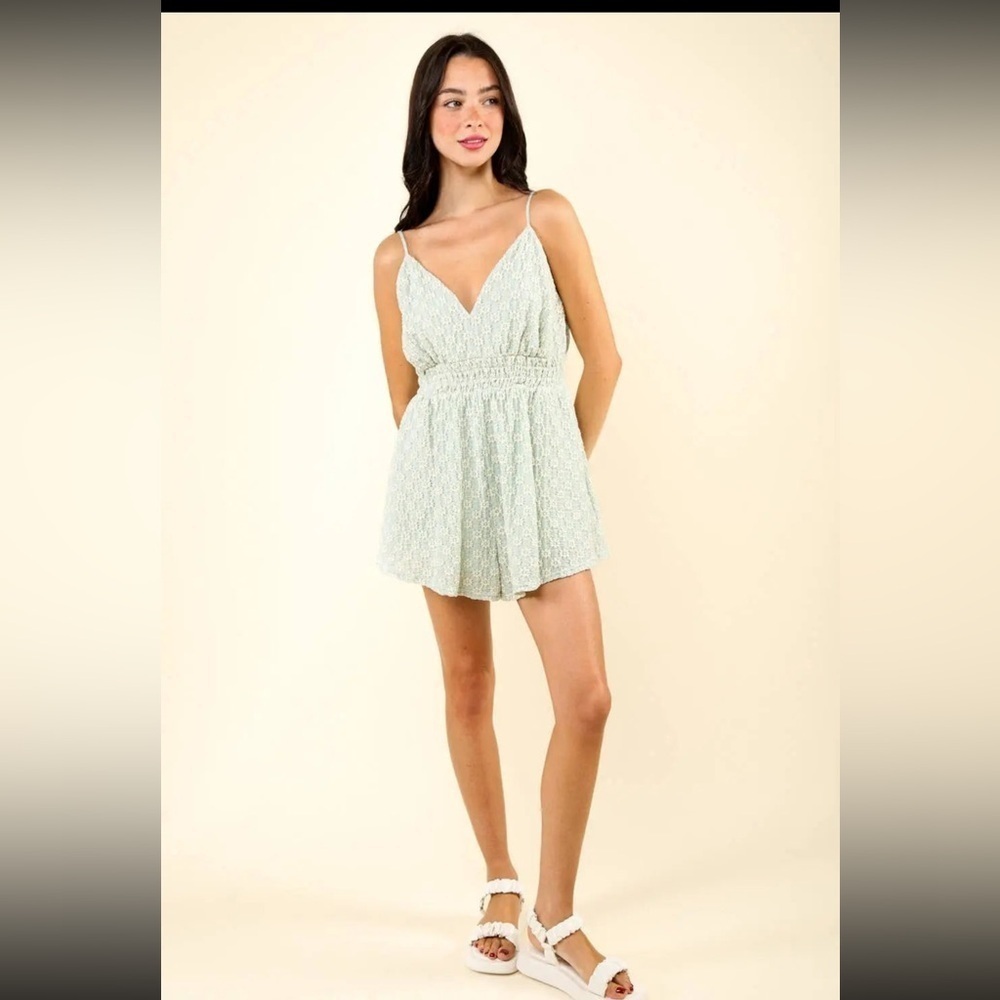 Very J Lt Green Sleeveless Floral Lace Flare Shorts Romper